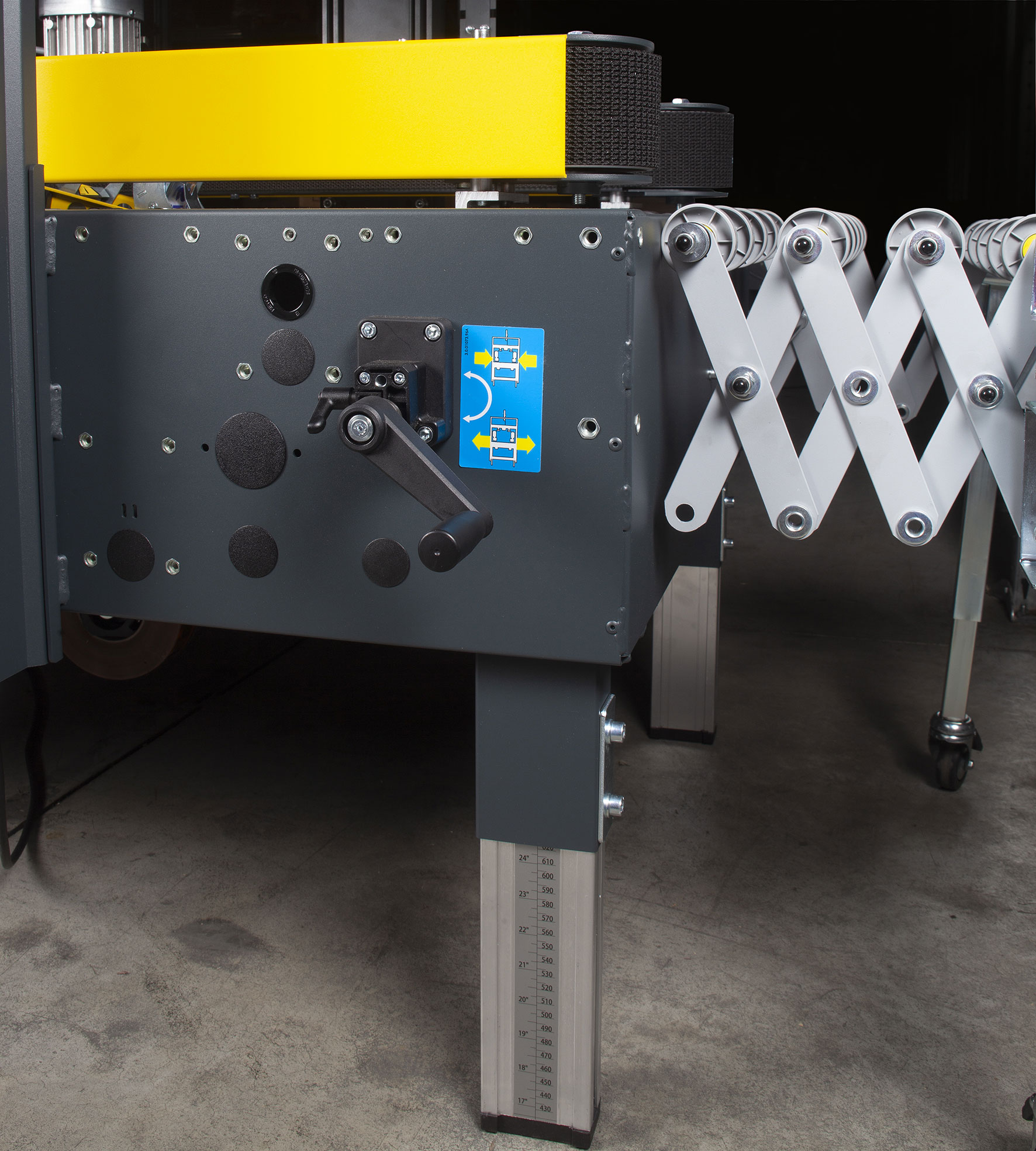 Case sealer carousel image 9
